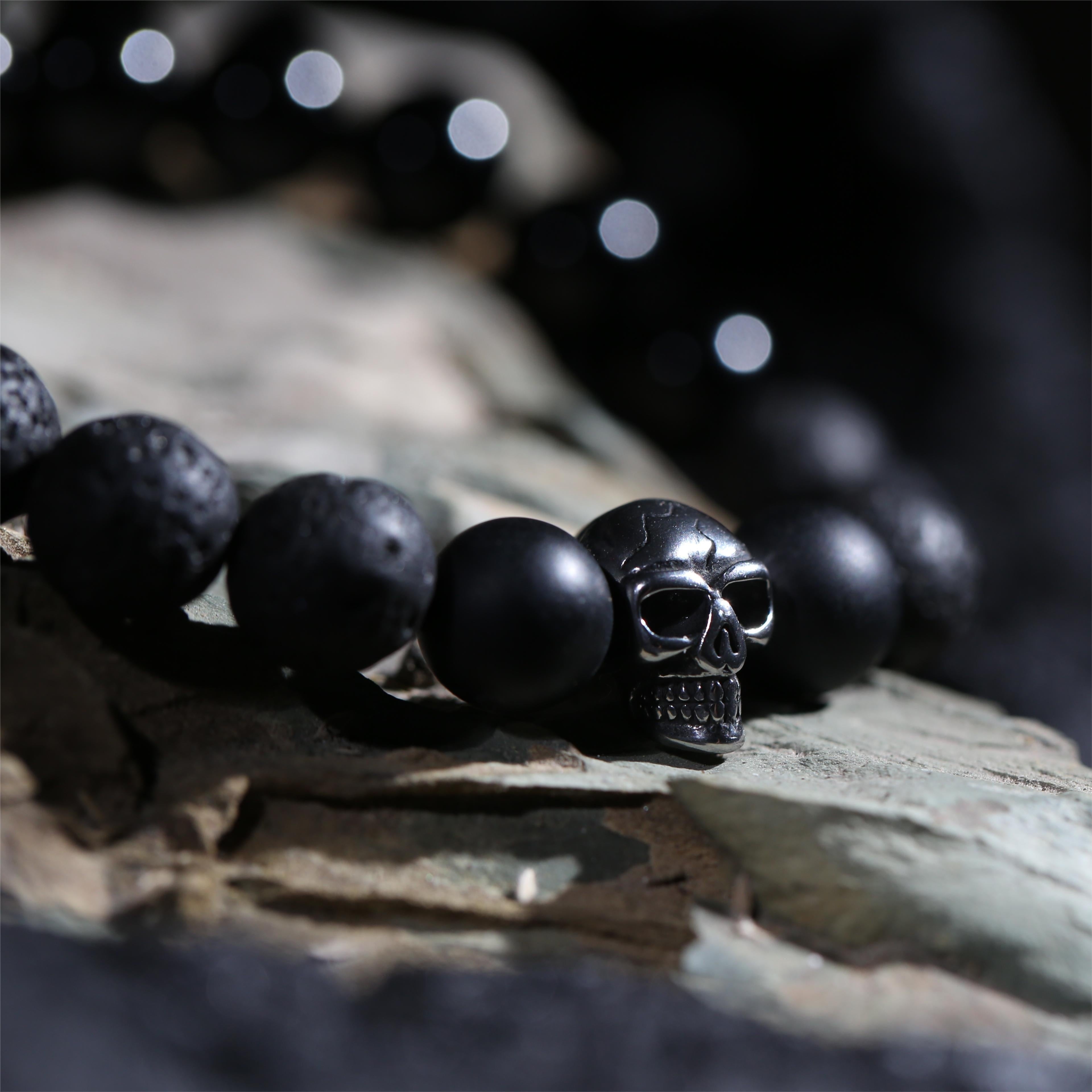 100% Handmade, Natural Black Agate Volcanic Stone Skull Bracelet, Available in Golden/Silver/Black, 10mm Beads, With Gift Box, Your Unisex Jewelry, Punk Style, Perfect Gift for Him/Her, Suitable for Anniversaries/Valentine's