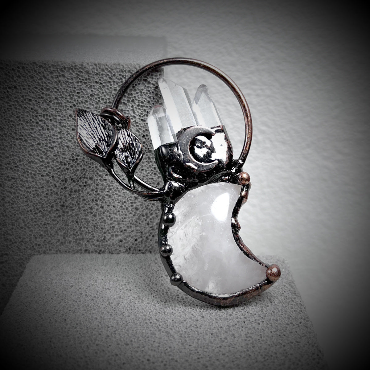 Moon Plant Shape Pendant White Natural Crystal Stone Loose Bead For DIY Jewelry Making Accessories