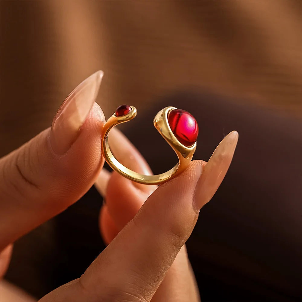 Garnet Red Stainless Steel Rings For Women Garnet Gold Plated Waterproof Round Ring Charm Luxury Jewelry Gift Wholesale