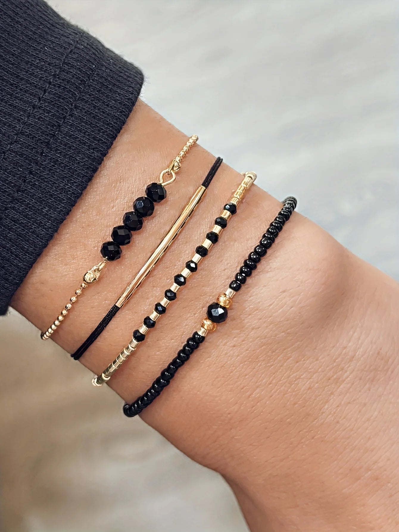 Fashionable Handmade Black Crystal Mini Bead WWomen's Bracelet Set Vacation Party Jewelry