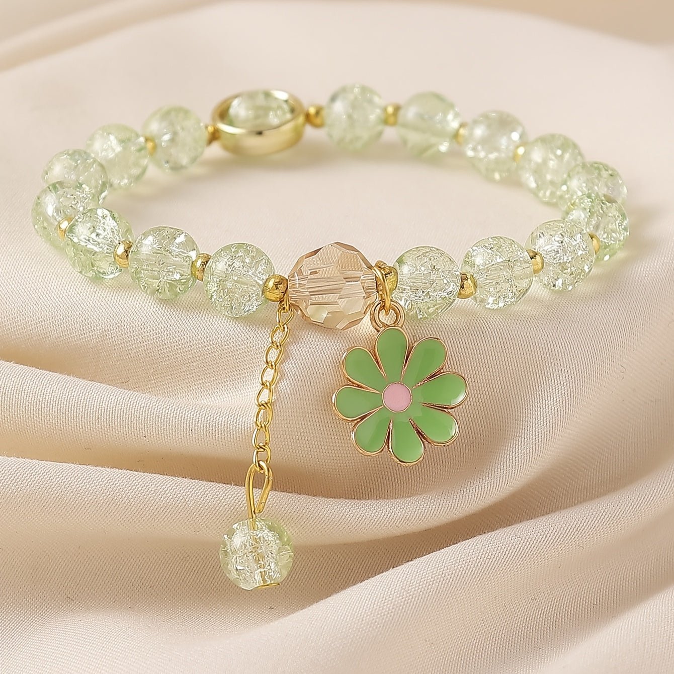 [For Women Elastic Daisy Pendant] Summer Style Cracked Glass Beaded Daisy Pendant Bracelet Elastic Hand String For Women