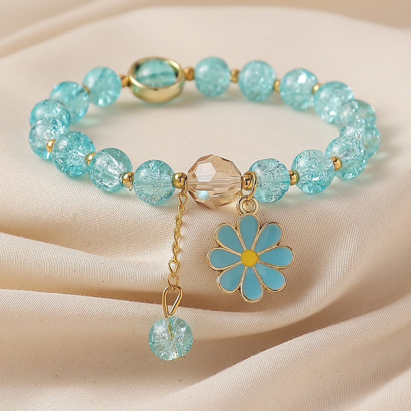 [For Women Elastic Daisy Pendant] Summer Style Cracked Glass Beaded Daisy Pendant Bracelet Elastic Hand String For Women