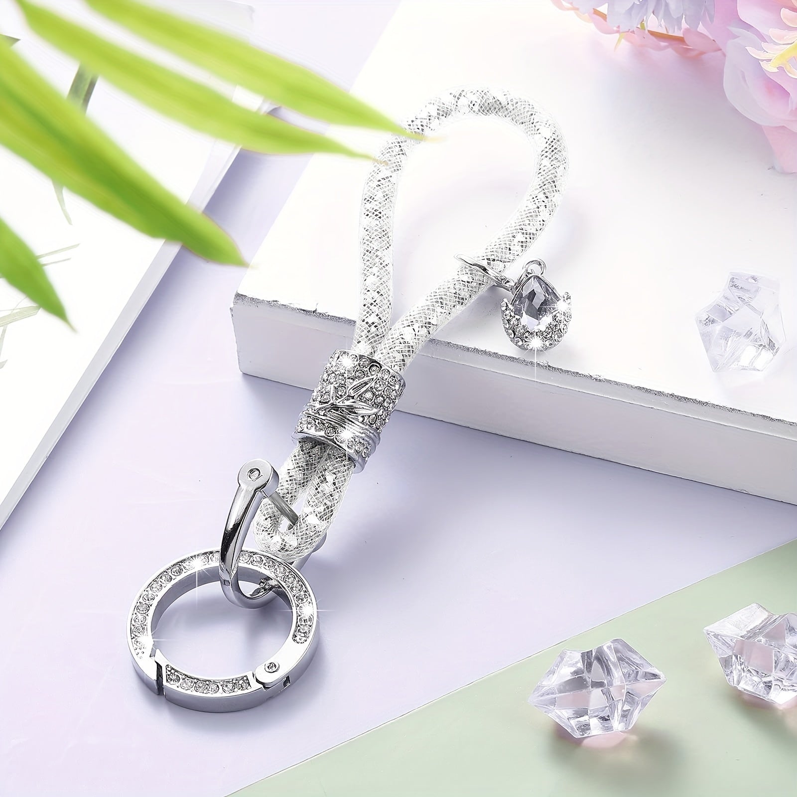 1pc Crystal Bling Car Keychain For Women, Glitter Rhinestone Keychain Ring Strap Keychain Accessories Car Key Decorations, Ideal Choice For Gifts