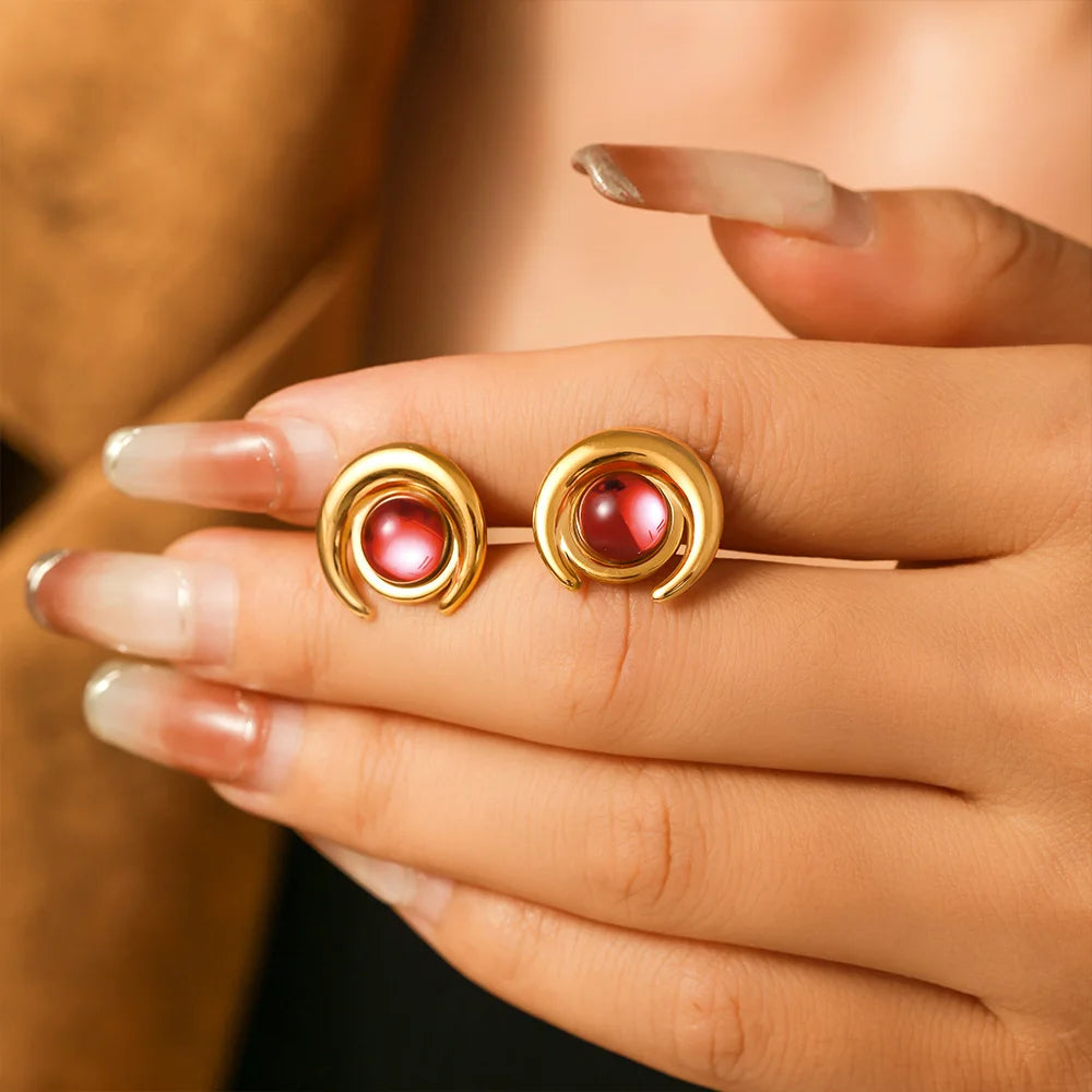 Garnet Red Stainless Steel Rings For Women Garnet Gold Plated Waterproof Round Ring Charm Luxury Jewelry Gift Wholesale