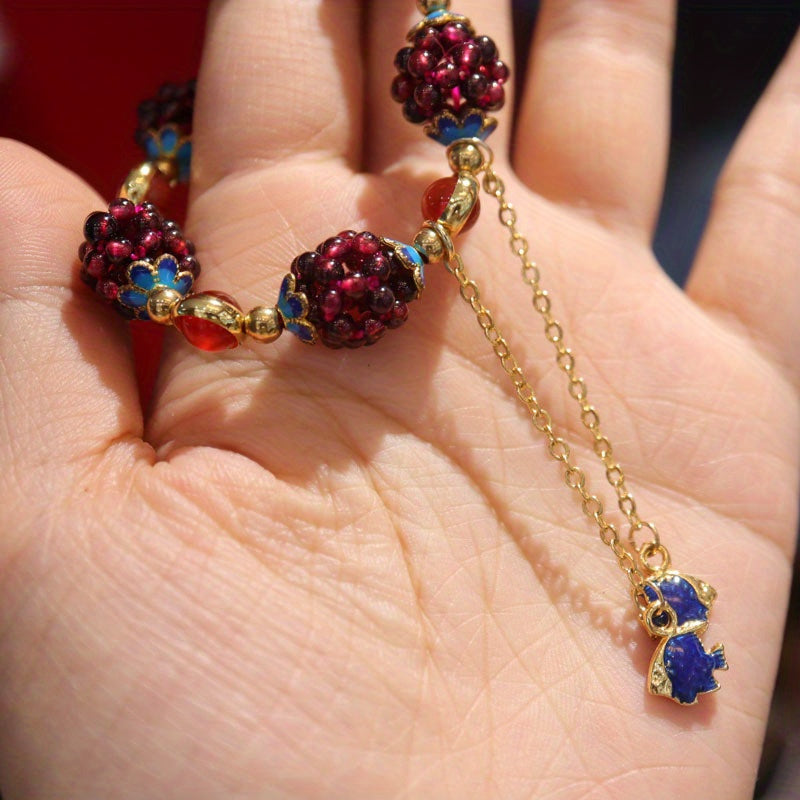 Elegant Vintage-Inspired Natural Crystal Bracelet for Women - Garnet & Amazonite Beads, Perfect for Casual Attire